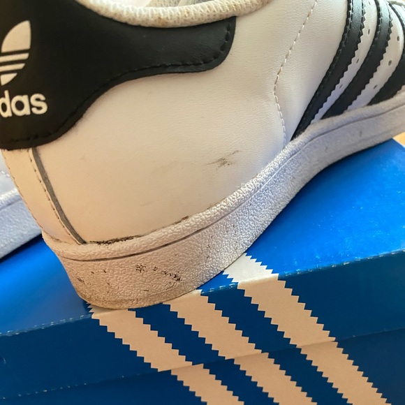 Adidas Superstar Sneakers - Picture 5 of 12